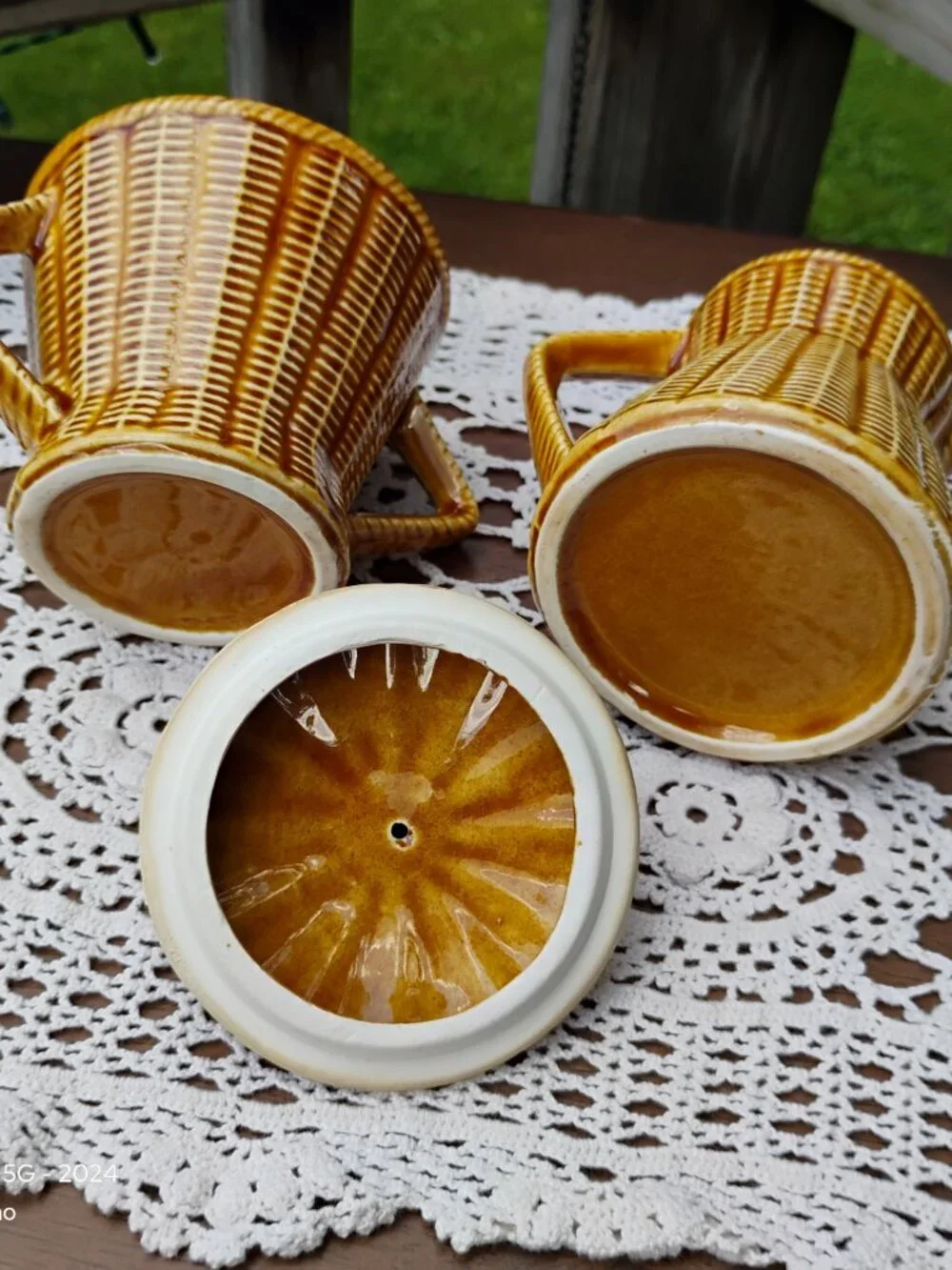 vintage ceramic lidded sugar bowl and creamer basket weave design with chicken